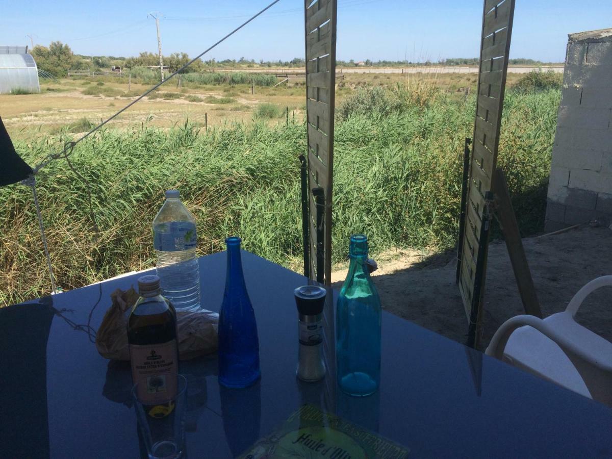 En Camargue Lägenhet Salin-de-Giraud Exteriör bild