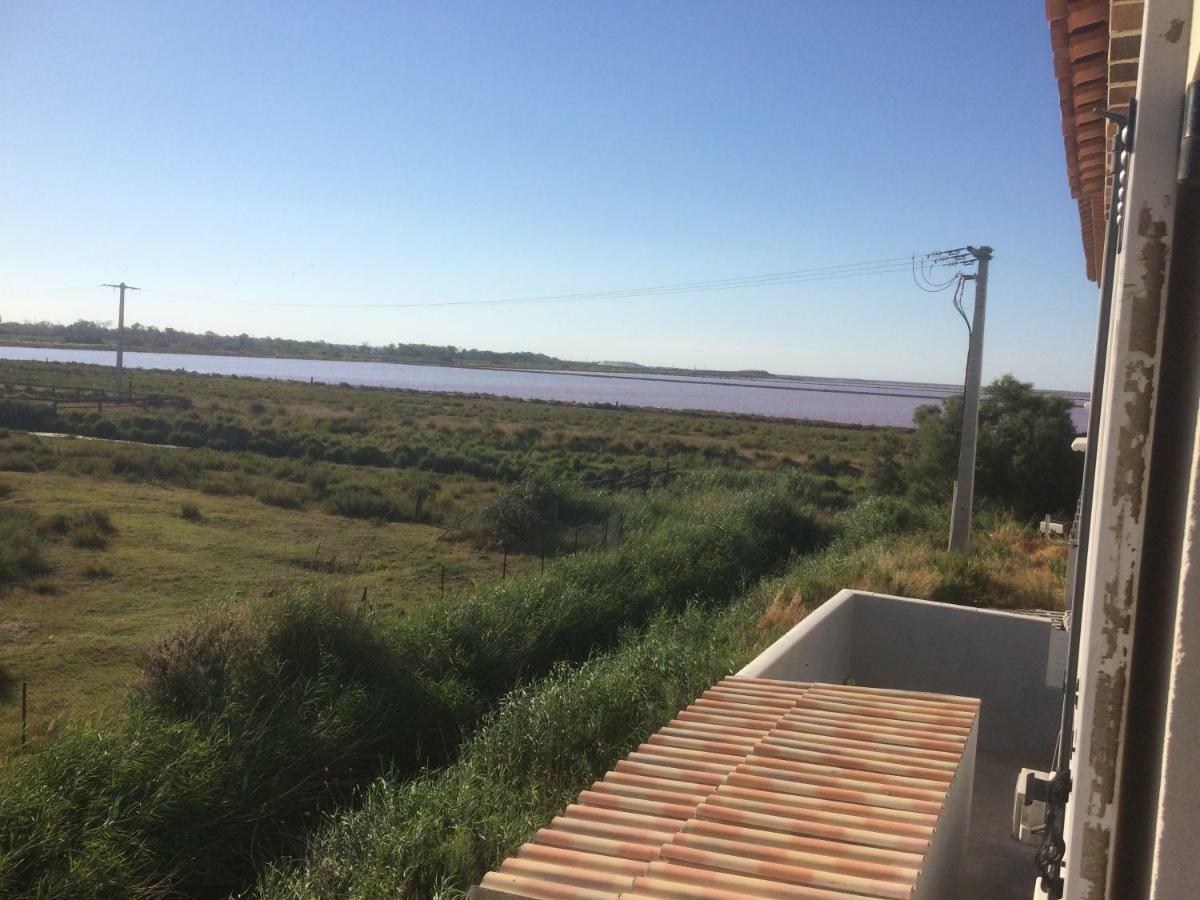 En Camargue Lägenhet Salin-de-Giraud Exteriör bild