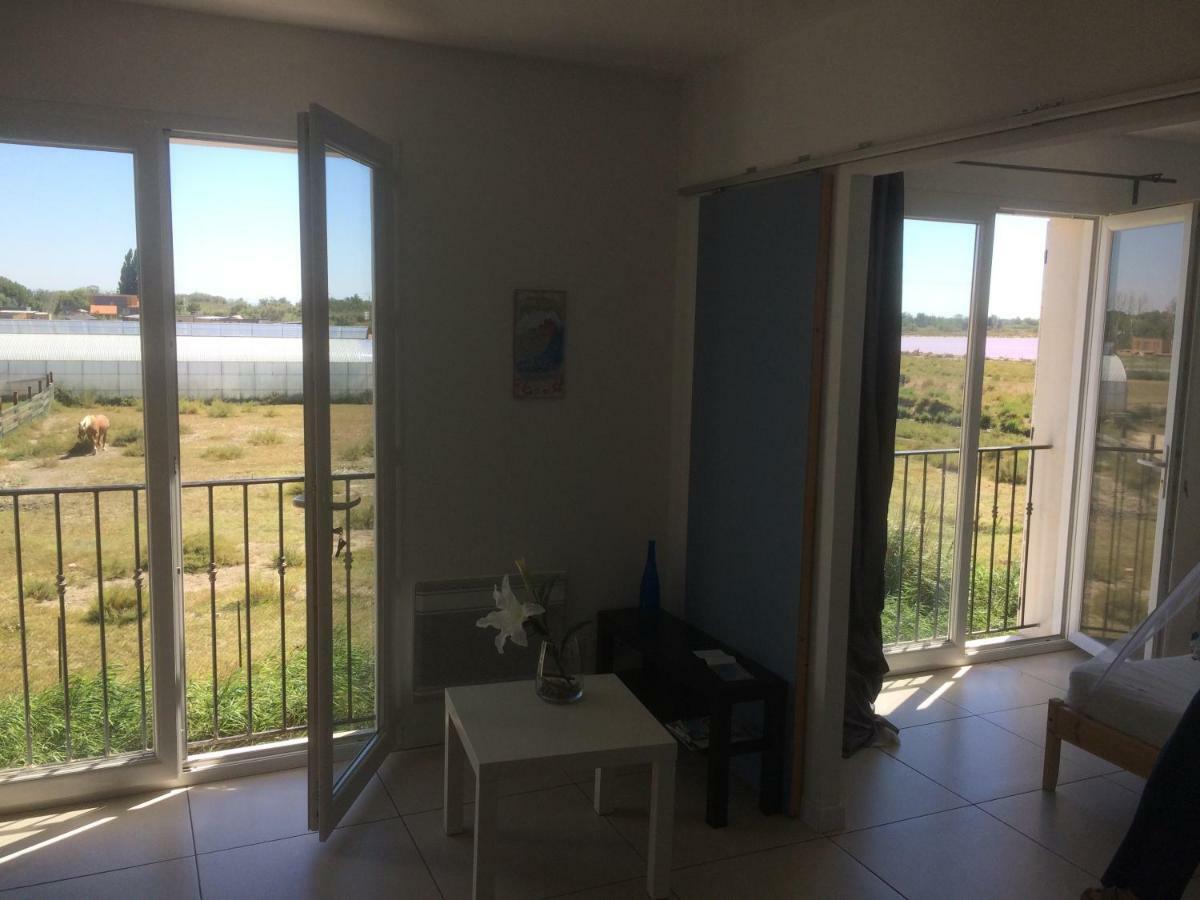 En Camargue Lägenhet Salin-de-Giraud Exteriör bild