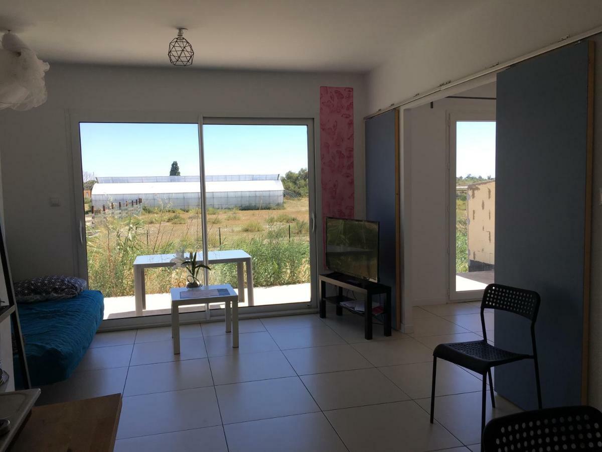 En Camargue Lägenhet Salin-de-Giraud Exteriör bild