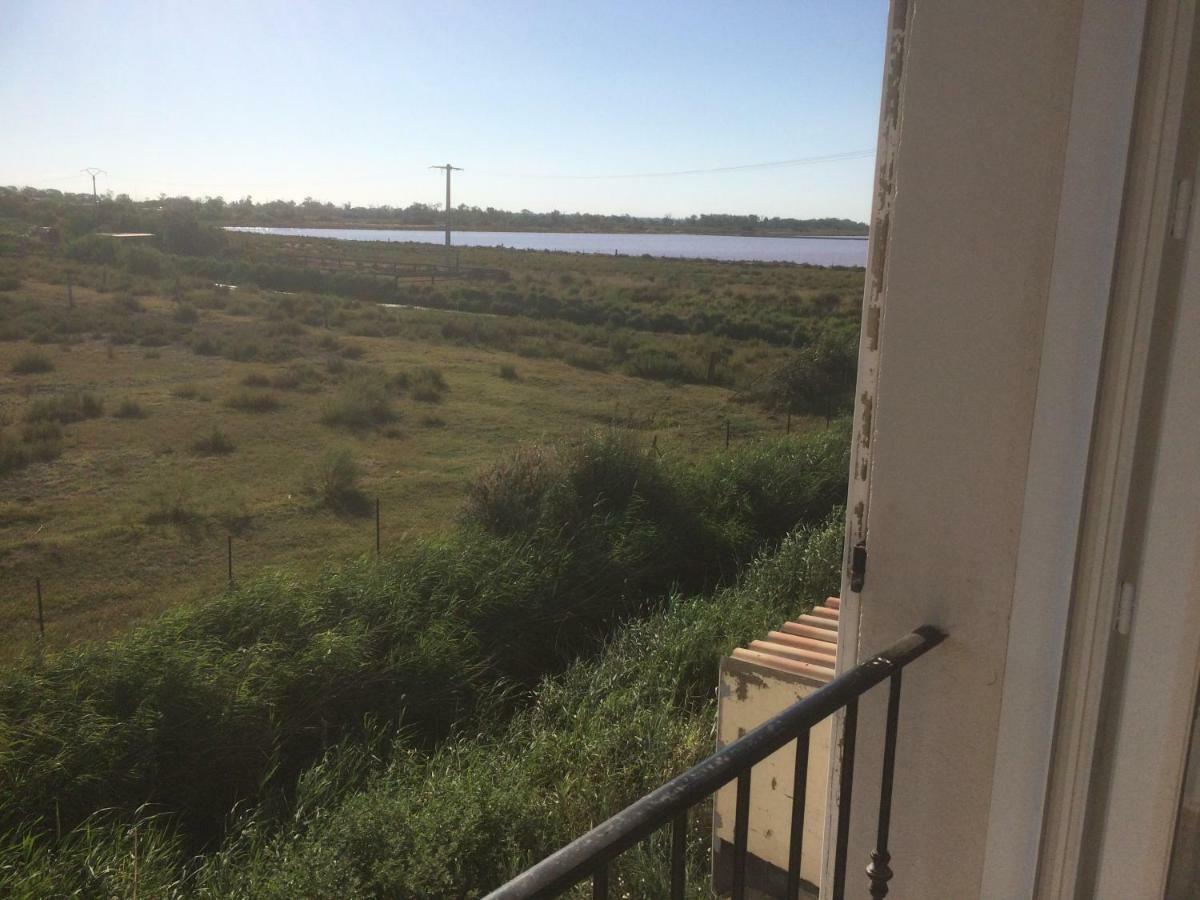 En Camargue Lägenhet Salin-de-Giraud Exteriör bild